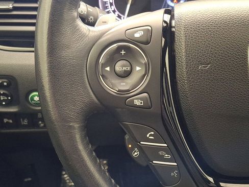 Used 2017 Honda Pilot Elite image 17