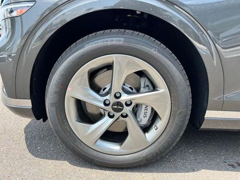 New 2026 Genesis GV70 2.5T Advanced AWD/4WD image 7