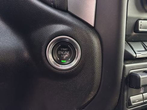 Used 2020 Chevrolet Silverado 1500 LT Trail Boss image 28