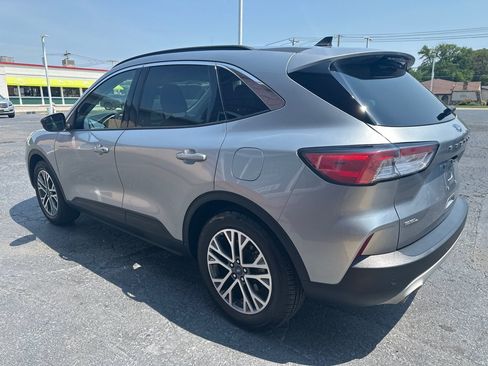 Used 2021 Ford Escape SEL FWD image 3