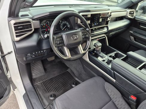 Used 2026 Toyota Tundra SR5 w/ SR5 Convenience Package AWD/4WD image 17