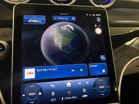 Used 2025 Mercedes-Benz GLC 350e 4MATIC image 30