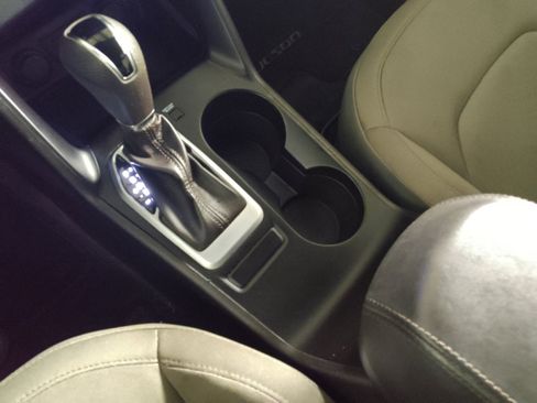 Used 2015 Hyundai Tucson GLS FWD image 26