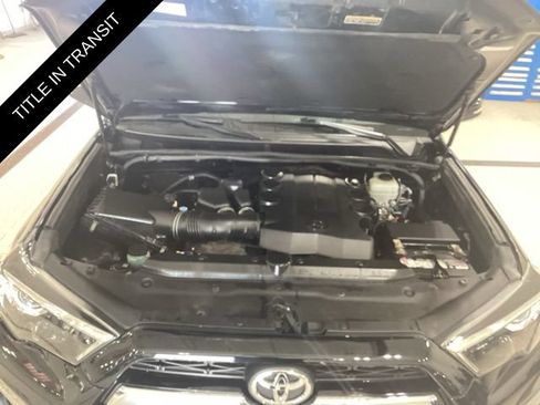 Used 2016 Toyota 4Runner Limited AWD/4WD image 17