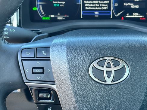 Certified 2025 Toyota Camry XSE image 22