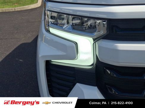 Used 2023 Chevrolet Silverado 1500 RST AWD/4WD image 11