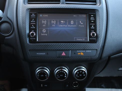Used 2024 Mitsubishi Outlander Sport ES image 12