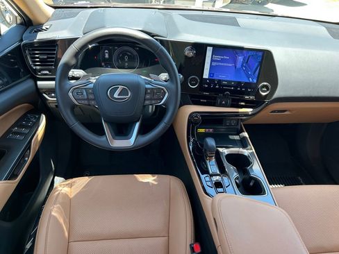 Used 2025 Lexus NX 350h AWD w/ Accessory Package (2T) image 16