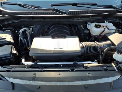 Certified 2025 Chevrolet Tahoe LT image 29