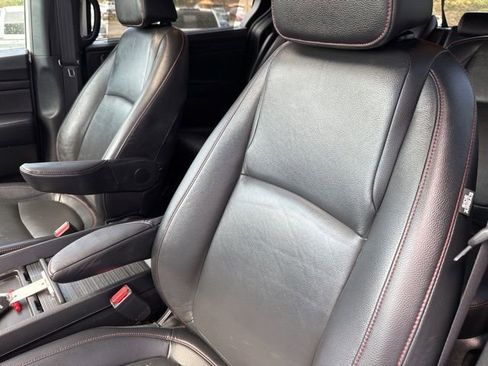 Used 2023 Honda Odyssey Sport image 11