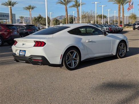 Used 2024 Ford Mustang image 6