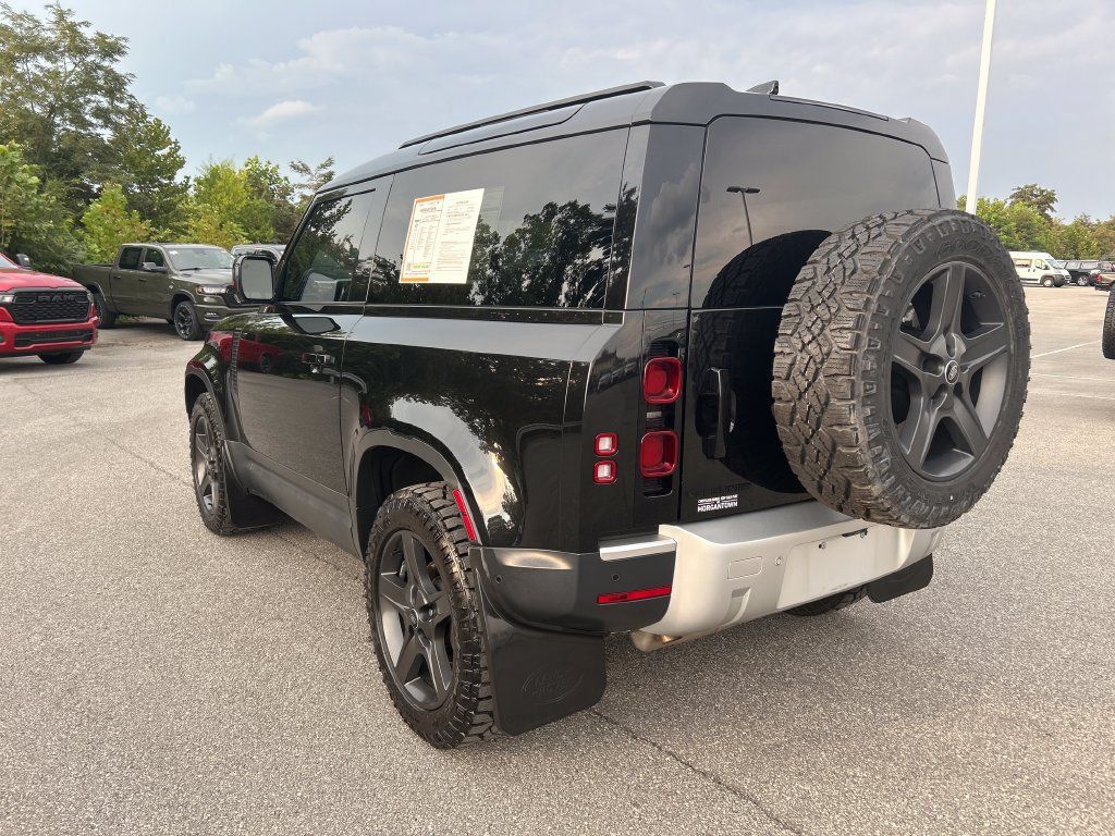 Used 2022 Land Rover Defender 90 S AWD/4WD image 3