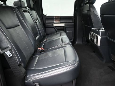 Used 2022 Ford F250 Lariat w/ Black Appearance Package AWD/4WD image 26