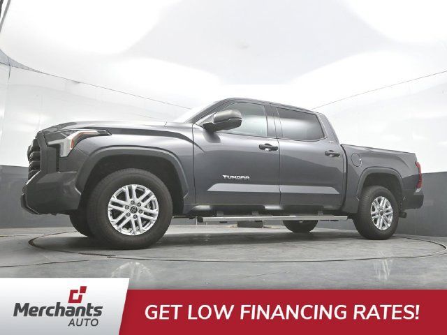 Used 2022 Toyota Tundra SR5 AWD/4WD image 36