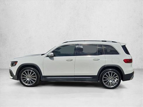 Used 2021 Mercedes-Benz GLB 250 image 8