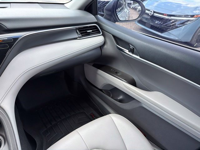 Used 2023 Toyota Camry SE FWD image 17