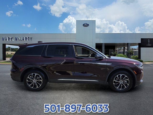 Certified 2025 Lincoln Nautilus Premier AWD/4WD image 6