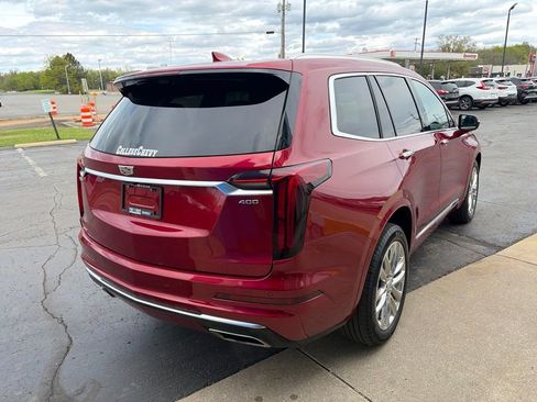 Used 2023 Cadillac XT6 Premium Luxury w/ Technology Package AWD/4WD image 7