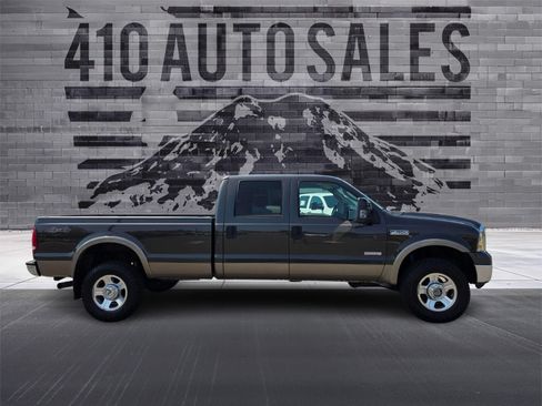 Used 2007 Ford F350 Lariat AWD/4WD image 2
