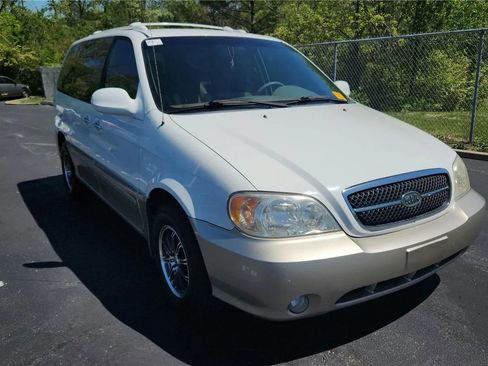 Used 2005 Kia Sedona EX FWD image 8