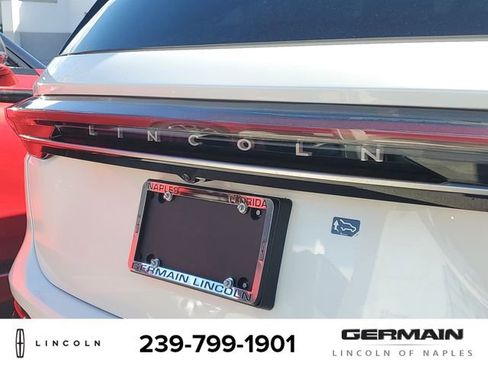 New 2026 Lincoln Nautilus Premier image 16