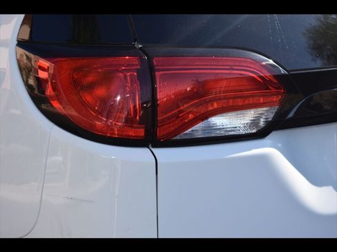 Used 2022 Chrysler Voyager LX w/ Fleet Security Group FWD image 47
