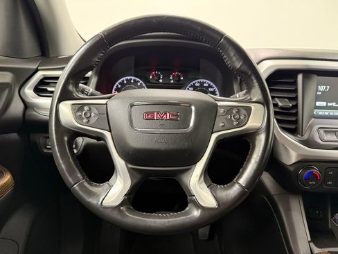 Used 2019 GMC Acadia SLE FWD image 19