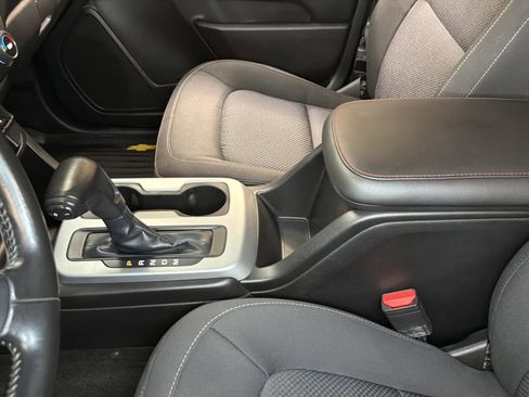 Used 2015 Chevrolet Colorado LT w/ LT Convenience Package image 26