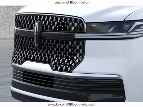 New 2025 Lincoln Navigator L Reserve image 18