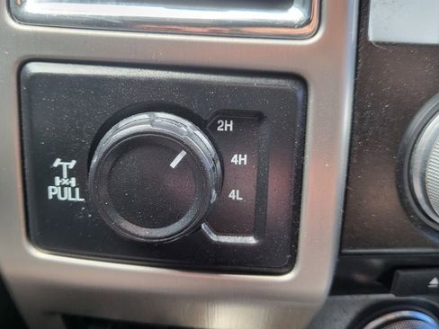 Used 2018 Ford F250 Platinum w/ Platinum Ultimate Package AWD/4WD image 34