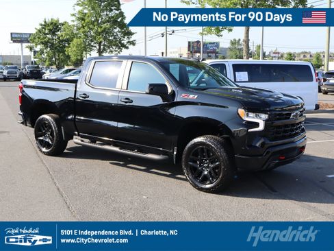 Used 2026 Chevrolet Silverado 1500 LT Trail Boss w/ Convenience Package II AWD/4WD image 1