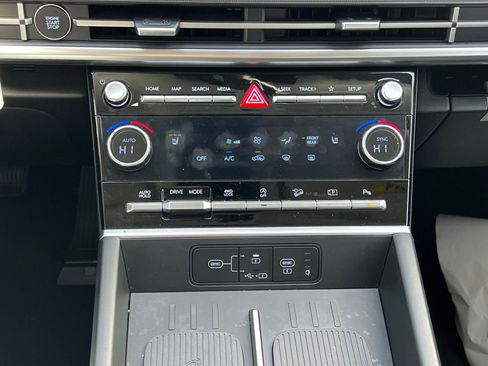 Used 2025 Hyundai Santa Fe XRT image 36