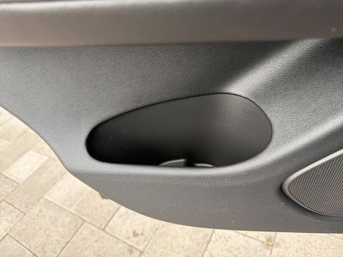 Used 2023 Volvo XC60 B5 Ultimate image 70