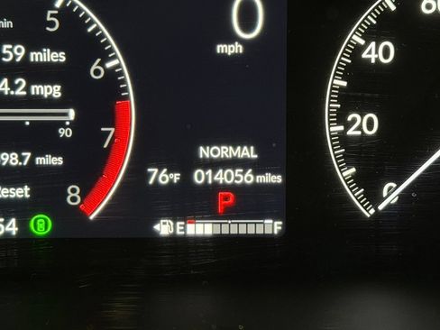 Used 2023 Honda CR-V LX image 5