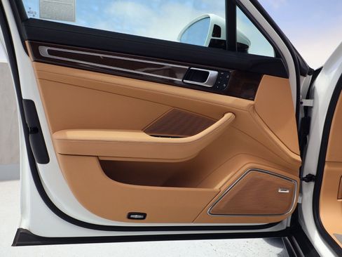 Certified 2023 Porsche Panamera Platinum Edition RWD image 14