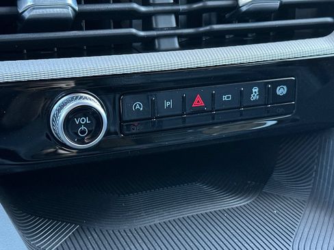 New 2026 Ford Explorer Active w/ Active Comfort Package RWD image 21