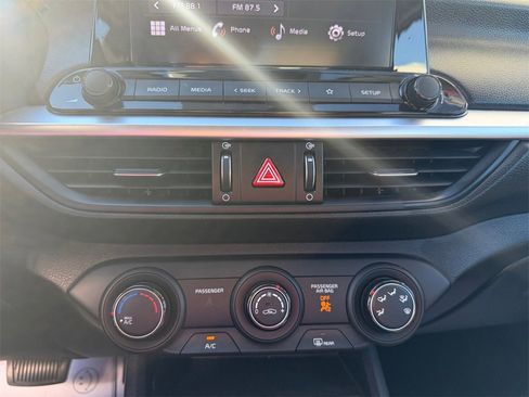 Used 2024 Kia Forte LXS image 20