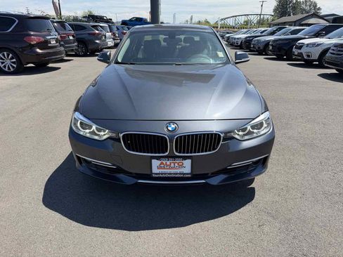 Used 2014 BMW 328i xDrive Sedan AWD/4WD image 3