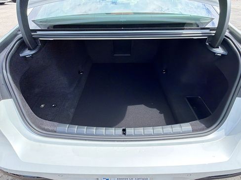 New 2026 BMW 740i w/ Premium Package RWD image 12