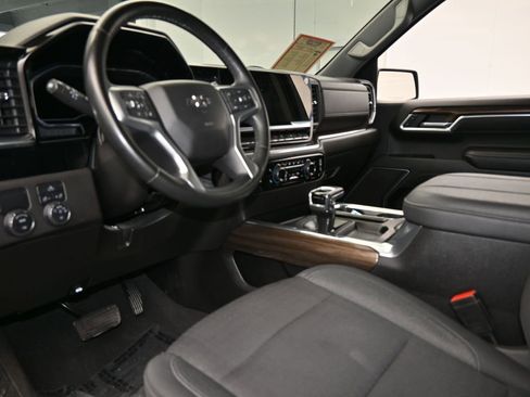 Used 2023 Chevrolet Silverado 1500 RST image 13