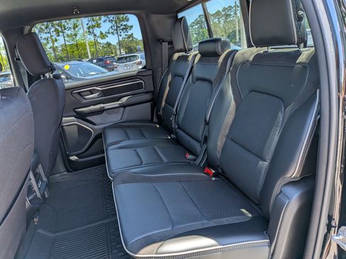 Used 2024 RAM 1500 Laramie image 14