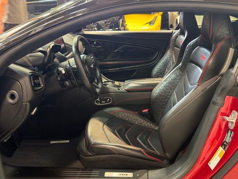 Used 2019 Aston Martin DBS Superleggera image 24