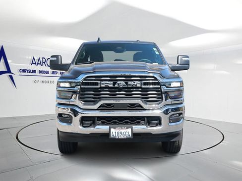Used 2026 RAM 2500 Big Horn AWD/4WD image 2