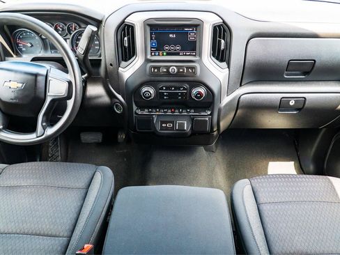 Used 2022 Chevrolet Silverado 1500 Custom RWD image 24
