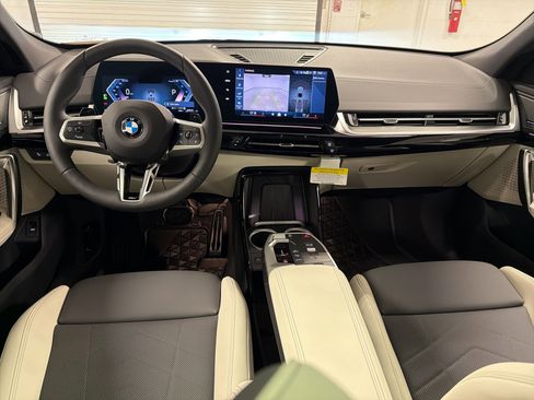 New 2026 BMW X2 xDrive28i w/ M Sport Package AWD/4WD image 27