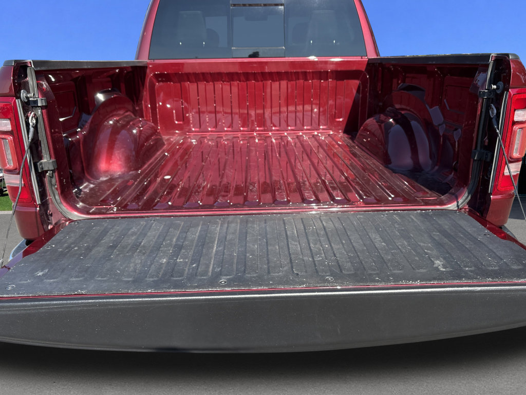 Used 2019 RAM 1500 Laramie AWD/4WD image 32