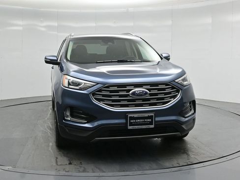 Certified 2019 Ford Edge SEL w/ Equipment Group 201A image 54