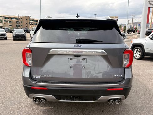 Used 2022 Ford Explorer Platinum w/ Equipment Group 601A image 4