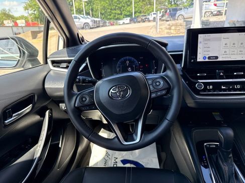 Used 2024 Toyota Corolla XSE FWD image 14