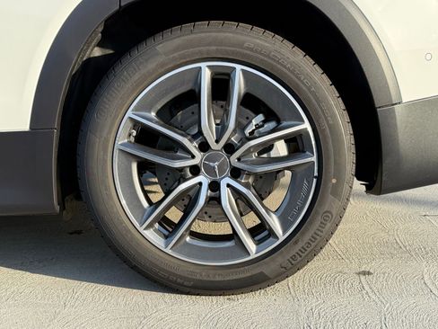 New 2026 Mercedes-Benz GLB 35 AMG 4MATIC image 14